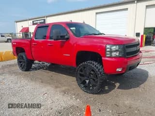 ✅ 2008 Chevrolet Silverado 1500 LTZ • VIN: 2GCEK13Y281241713 • Lot: 42490545. Listed on IAAI with 251,667 mi. Free auction sales archive from the USA and detailed vehicle history report at DreamBid. Image 1.