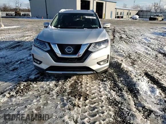 ✅ 2017 Nissan Rogue SV • VIN: 5N1AT2MV3HC881117 • Lot: 94821455. Listed on Copart with 108,697 mi. Free auction sales archive from the USA and detailed vehicle history report at DreamBid. Image 14.
