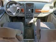 ✅ 2008 Chrysler Town & Country LX • VIN: 2A8HR44H88R670910 • Lot: 85289545. Listed on Copart with Not provided. Free auction sales archive from the USA and detailed vehicle history report at DreamBid. Image 8.