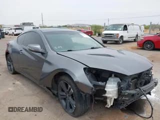 ✅ 2015 Hyundai Genesis Coupe 3.8L Base • VIN: KMHHT6KJ8FU129250 • Lot: 42386959. Wystawiony na IAAI z przebiegiem 138 342 mil. Bezpłatny archiwum sprzedaży aukcyjnych z USA i szczegółowy raport historii pojazdu na DreamBid. Zdjęcie 6.