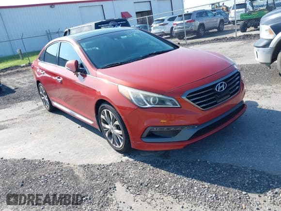 ✅ 2015 Hyundai Sonata Limited • VIN: 5NPE34AB4FH179725 • Лот: 42729780. Опубликован ранее на IAAI с пробегом 119 539 миль. Бесплатный доступ к архиву аукционных продаж из США и подробный отчёт об истории автомобиля на DreamBid. Изображение 1.