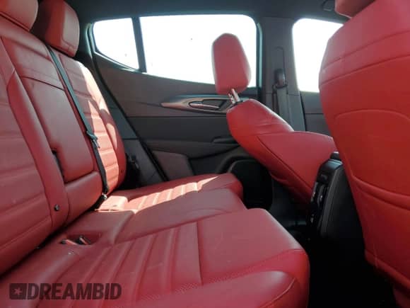 2024 Dodge Hornet R/T Plus z VIN ZACPDFDW8R3A09306, wystawiony jako Copart lot #54002945 z przebiegiem 11 694 mil mil oraz Szkoda całkowita • Salvage title. Historia ofert i sprzedaży dostępna na DreamBid. Obrazek 10.