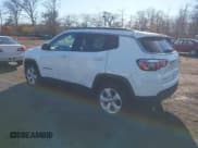 ✅ 2018 Jeep Compass Latitude • VIN: 3C4NJDBB9JT393364 • Lot: 43827408. Listed on IAAI with 120,785 mi. Free auction sales archive from the USA and detailed vehicle history report at DreamBid. Image 3.