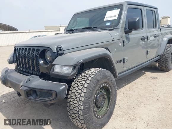 ✅ 2021 Jeep Gladiator Sport S • VIN: 1C6JJTAM1ML607525 • Lot: 41941550. Wystawiony na IAAI z przebiegiem 59 283 mil. Bezpłatny archiwum sprzedaży aukcyjnych z USA i szczegółowy raport historii pojazdu na DreamBid. Zdjęcie 6.