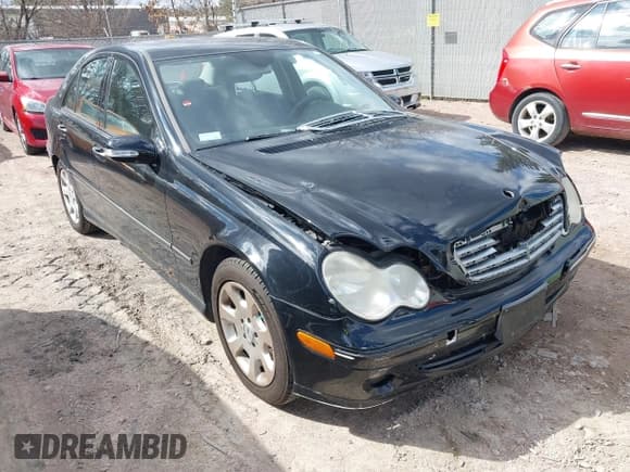 ✅ 2006 Mercedes-Benz C 280 Luxury • VIN: WDBRF92H06F772788 • Lot: 41841034. Wystawiony na IAAI z przebiegiem 167 479 mil. Bezpłatny archiwum sprzedaży aukcyjnych z USA i szczegółowy raport historii pojazdu na DreamBid. Zdjęcie 1.