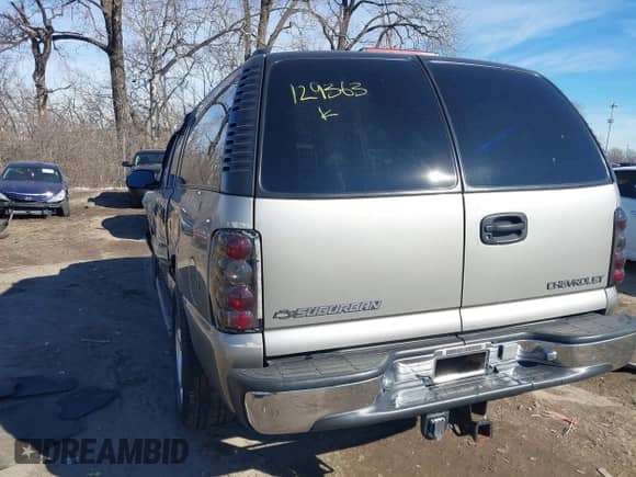 2000 Chevrolet Suburban LT с VIN 3GNFK16T7YG129363, выставлен на аукционе IAAI как лот 41586348 с пробегом 150 111 миль миль и . История ставок и продаж доступна на DreamBid. Изображение 3.