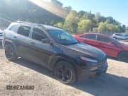 ✅ 2015 Jeep Cherokee Latitude • VIN: 1C4PJMCB3FW755830 • Лот: 43081132. Опубликован ранее на IAAI с пробегом 121 239 миль. Бесплатный доступ к архиву аукционных продаж из США и подробный отчёт об истории автомобиля на DreamBid. Изображение 1.