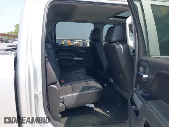 ✅ 2016 Chevrolet Silverado 2500HD LTZ • VIN: 1GC1KWE84GF116471 • Lot: 42320881. Listed on IAAI with 240,834 mi. Free auction sales archive from the USA and detailed vehicle history report at DreamBid. Image 8.