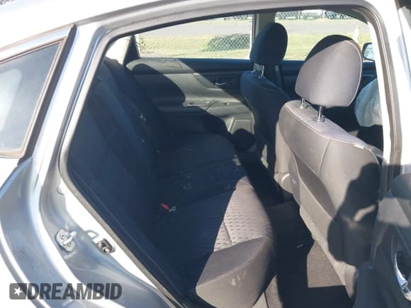 ✅ 2017 Nissan Altima S • VIN: 1N4AL3AP7HN331350 • Lot: 43360137. Listed on IAAI with 85,633 mi. Free auction sales archive from the USA and detailed vehicle history report at DreamBid. Image 8.