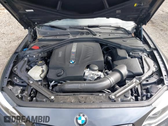 ✅ 2018 BMW M2 • VIN: WBS1J5C57JVA12779 • Lot: 42256014. Listed on IAAI with 77,093 mi. Free auction sales archive from the USA and detailed vehicle history report at DreamBid. Image 10.