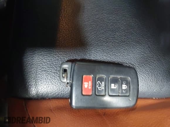 ✅ 2013 Toyota RAV4 Limited • VIN: 2T3DFREV9DW083597 • Лот: 43703633. Опубликован ранее на IAAI с пробегом 158 327 миль. Бесплатный доступ к архиву аукционных продаж из США и подробный отчёт об истории автомобиля на DreamBid. Изображение 11.