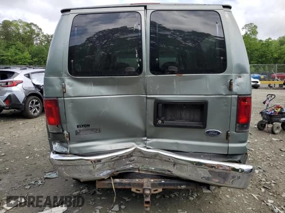 ✅ 2006 Ford Econoline Passenger XL • VIN: 1FBNE31L56HA16906 • Lot: 55937755. Listed on Copart with 216,416 mi. Free auction sales archive from the USA and detailed vehicle history report at DreamBid. Image 6.