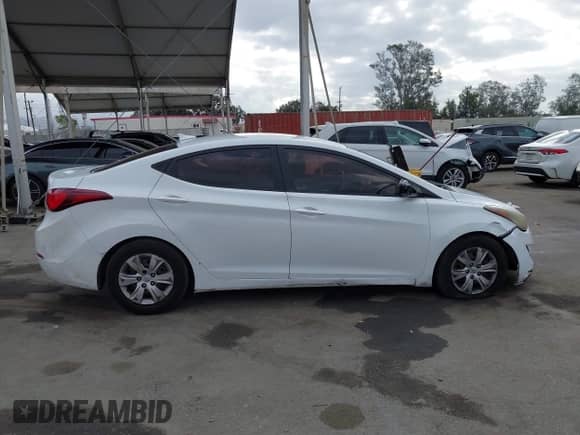 2016 Hyundai Elantra SE with VIN 5NPDH4AE2GH687829, listed as a IAAI auction lot 43431605 with 213,173 mi miles and . Bid and sale history available at DreamBid. Image 13.