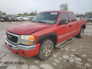 2004 GMC Sierra 1500 SLE with VIN 2GTEK19T741195642, listed as a Copart auction lot 81482955 with 218,772 mi miles and Clean title. Bid and sale history available at DreamBid. Image 1.