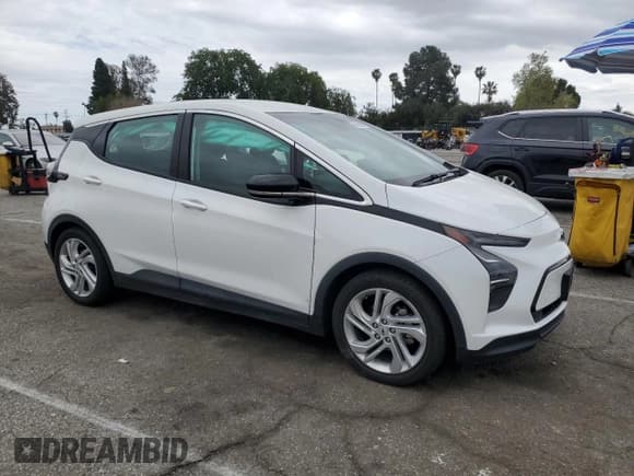 ✅ 2023 Chevrolet Bolt EV 1LT • VIN: 1G1FW6S00P4120790 • Lot: 49525855. Wystawiony na Copart z przebiegiem 18 780 mil. Bezpłatny archiwum sprzedaży aukcyjnych z USA i szczegółowy raport historii pojazdu na DreamBid. Zdjęcie 4.