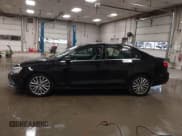 ✅ 2015 Volkswagen Jetta SE • VIN: 3VWD17AJ1FM319831 • Лот: 43329916. Опубликован ранее на IAAI с пробегом 101 992 миль. Бесплатный доступ к архиву аукционных продаж из США и подробный отчёт об истории автомобиля на DreamBid. Изображение 14.