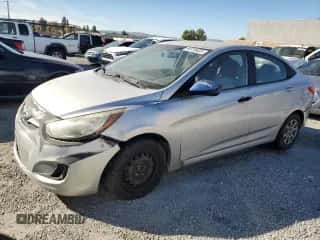 2012 Hyundai Accent GLS with VIN KMHCT4AE3CU201003, listed as a Copart auction lot 90735655 with 185,844 mi miles and Clean title. Bid and sale history available at DreamBid. Image 1.