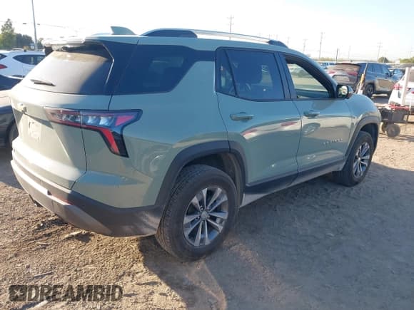 ✅ 2025 Chevrolet Equinox FWD LT • VIN: 3GNAXHEG8SL194018 • Лот: 43631237. Опубликован ранее на IAAI с пробегом 23 456 миль. Бесплатный доступ к архиву аукционных продаж из США и подробный отчёт об истории автомобиля на DreamBid. Изображение 4.