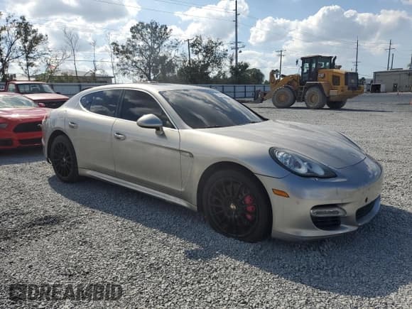 ✅ 2012 Porsche Panamera Turbo • VIN: WP0AC2A71CL090331 • Лот: 76423854. Опубликован ранее на Copart с пробегом 68 638 миль. Бесплатный доступ к архиву аукционных продаж из США и подробный отчёт об истории автомобиля на DreamBid. Изображение 4.