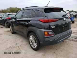 2019 Hyundai Kona SEL z VIN KM8K22AA1KU208255, wystawiony jako Copart lot #71995642 z przebiegiem 43 045 mil mil oraz . Historia ofert i sprzedaży dostępna na DreamBid. Obrazek 2.