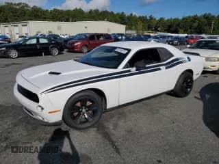 2016 Dodge Challenger SXT Plus с VIN 2C3CDZAG8GH225715, выставлен на аукционе Copart как лот 80194815 с пробегом Не указан миль и Списание • Salvage title. История ставок и продаж доступна на DreamBid. Изображение 1.