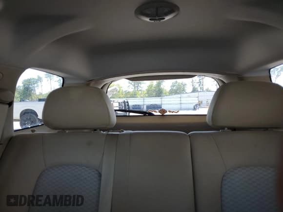 ✅ 2008 Chevrolet HHR LS • VIN: 3GNDA13D78S641953 • Lot: 70270914. Listed on Copart with 173,878 mi. Free auction sales archive from the USA and detailed vehicle history report at DreamBid. Image 10.