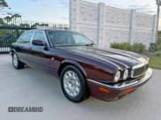 ✅ 2000 Jaguar XJ • VIN: SAJDA23C9YLF18784 • Лот: 91946295. Опубликован ранее на Copart с пробегом 81 605 миль. Бесплатный доступ к архиву аукционных продаж из США и подробный отчёт об истории автомобиля на DreamBid. Изображение 1.