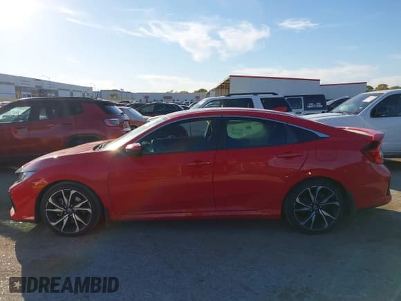 ✅ 2019 Honda Civic Si • VIN: 2HGFC1E59KH701082 • Лот: 43596521. Опубликован ранее на IAAI с пробегом 50 050 миль. Бесплатный доступ к архиву аукционных продаж из США и подробный отчёт об истории автомобиля на DreamBid. Изображение 14.