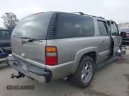 ✅ 2002 Chevrolet Suburban LS • VIN: 1GNEC16T02J206251 • Lot: 42732097. Wystawiony na IAAI z przebiegiem 276 973 mil. Bezpłatny archiwum sprzedaży aukcyjnych z USA i szczegółowy raport historii pojazdu na DreamBid. Zdjęcie 4.