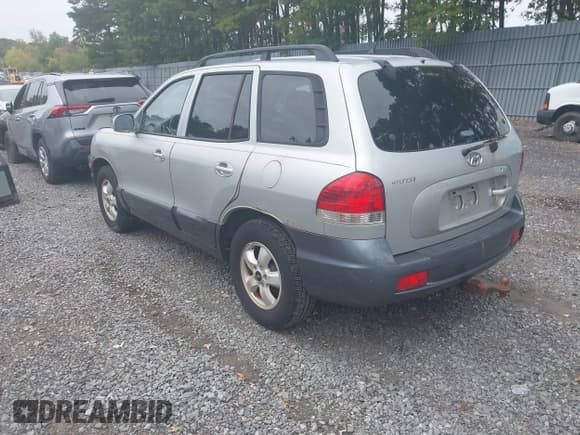 ✅ 2005 Hyundai Santa Fe GLS • VIN: KM8SC13D45U931973 • Lot: 43274730. Listed on IAAI with 184,516 mi. Free auction sales archive from the USA and detailed vehicle history report at DreamBid. Image 3.