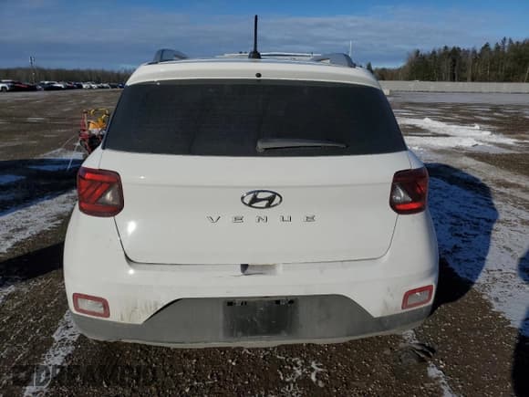 ✅ 2024 Hyundai Venue SEL • VIN: KMHRC8A39RU290214 • Lot: 82413604. Listed on Copart with 52,988 mi. Free auction sales archive from the USA and detailed vehicle history report at DreamBid. Image 6.