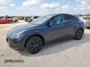 ✅ 2025 Tesla Model Y Long Range • VIN: 7SAYGDED7SA342535 • Лот: 81254225. Опубликован ранее на Copart с пробегом 12 638 миль. Бесплатный доступ к архиву аукционных продаж из США и подробный отчёт об истории автомобиля на DreamBid. Изображение 1.
