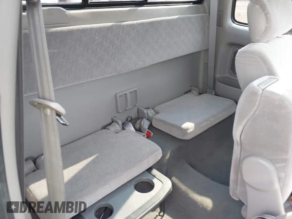 ✅ 2004 Toyota Tacoma • VIN: 5TEVL52N44Z309107 • Lot: 43169963. Listed on IAAI with 205,350 mi. Free auction sales archive from the USA and detailed vehicle history report at DreamBid. Image 8.