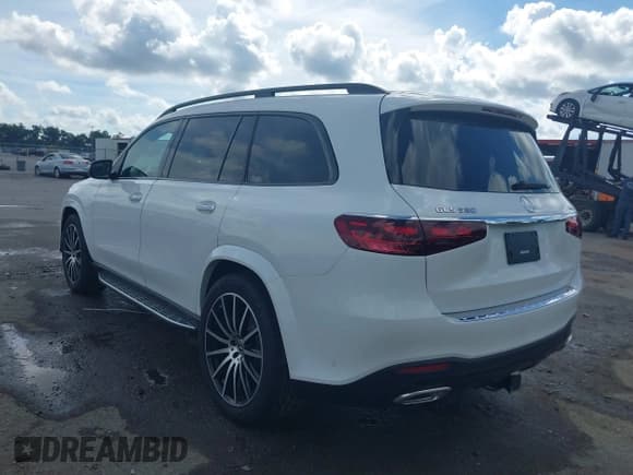 ✅ 2025 Mercedes-Benz GLS 580 • VIN: 4JGFF8FE7SB395436 • Lot: 43294642. Listed on IAAI with 833 mi. Free auction sales archive from the USA and detailed vehicle history report at DreamBid. Image 3.