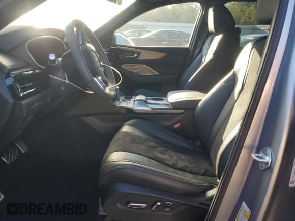 ✅ 2024 Acura MDX w/A-Spec Package • VIN: 5J8YE1H05RL008817 • Lot: 90822985. Listed on Copart with 17,442 mi. Free auction sales archive from the USA and detailed vehicle history report at DreamBid. Image 7.