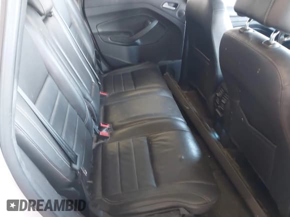 ✅ 2013 Ford C-Max SEL • VIN: 1FADP5CU3DL539716 • Lot: 42766016. Wystawiony na IAAI z przebiegiem 112 609 mil. Bezpłatny archiwum sprzedaży aukcyjnych z USA i szczegółowy raport historii pojazdu na DreamBid. Zdjęcie 8.