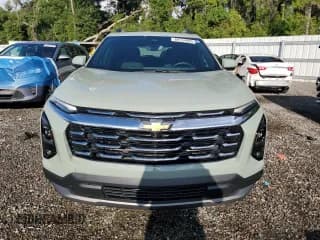 ✅ 2025 Chevrolet Equinox FWD LT • VIN: 3GNAXHEG0SL150224 • Lot: 69734095. Wystawiony na Copart z przebiegiem 14 455 mil. Bezpłatny archiwum sprzedaży aukcyjnych z USA i szczegółowy raport historii pojazdu na DreamBid. Zdjęcie 5.