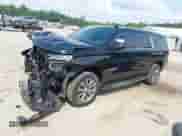 2024 Chevrolet Suburban LT z VIN 1GNSCCKD7RR413440, wystawiony jako IAAI lot #42604040 z przebiegiem 29 976 mil mil oraz . Historia ofert i sprzedaży dostępna na DreamBid. Obrazek 2.