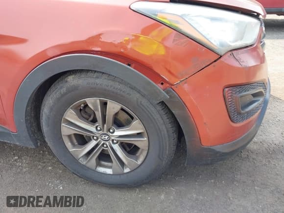 ✅ 2014 Hyundai Santa Fe • VIN: 5XYZTDLB0EG208769 • Lot: 42485411. Wystawiony na IAAI z przebiegiem 82 173 mil. Bezpłatny archiwum sprzedaży aukcyjnych z USA i szczegółowy raport historii pojazdu na DreamBid. Zdjęcie 20.