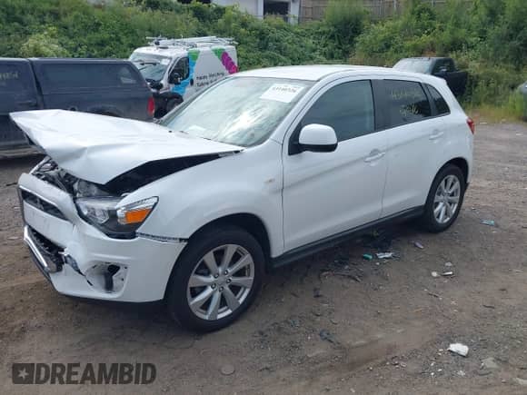 2014 Mitsubishi Outlander ES с VIN 4A4AR3AU3EE027371, выставлен на аукционе IAAI как лот 43140326 с пробегом 114 059 миль миль и . История ставок и продаж доступна на DreamBid. Изображение 17.