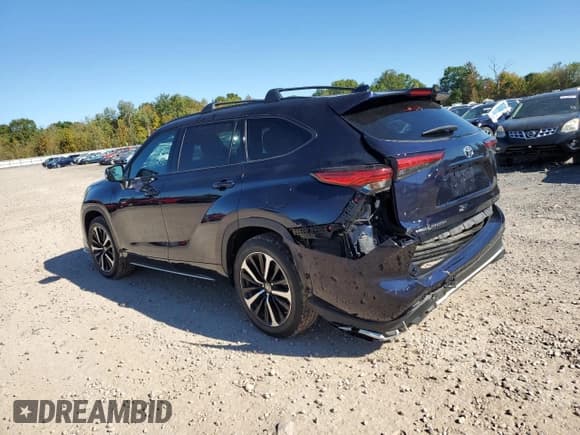 ✅ 2022 Toyota Highlander XSE • VIN: 5TDLZRBH3NS212860 • Lot: 84437745. Listed on Copart with 43,776 mi. Free auction sales archive from the USA and detailed vehicle history report at DreamBid. Image 2.