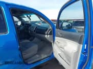 ✅ 2006 Toyota Tacoma PreRunner • VIN: 5TEJU62N46Z240665 • Lot: 43667380. Wystawiony na IAAI z przebiegiem 214 706 mil. Bezpłatny archiwum sprzedaży aukcyjnych z USA i szczegółowy raport historii pojazdu na DreamBid. Zdjęcie 5.