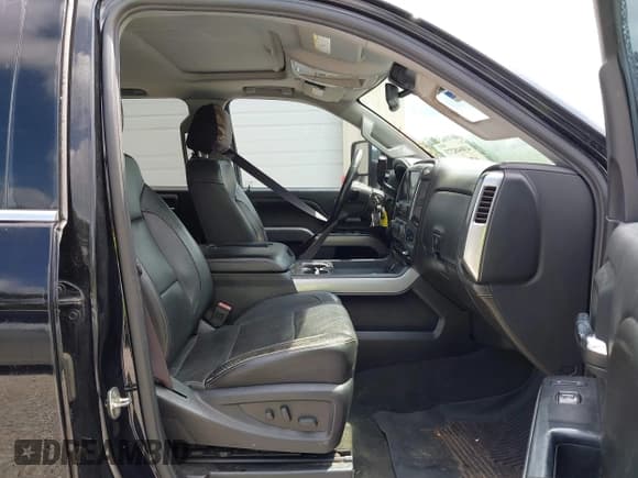 ✅ 2016 Chevrolet Silverado 2500HD LTZ • VIN: 1GC1KWE84GF278357 • Lot: 43048273. Listed on IAAI with 303,951 mi. Free auction sales archive from the USA and detailed vehicle history report at DreamBid. Image 5.