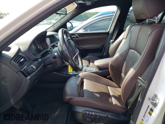 ✅ 2016 BMW X4 xDrive28i • VIN: 5UXXW3C53G0R20736 • Lot: 57355763. Wystawiony na Copart z przebiegiem 87 895 mil. Bezpłatny archiwum sprzedaży aukcyjnych z USA i szczegółowy raport historii pojazdu na DreamBid. Zdjęcie 7.