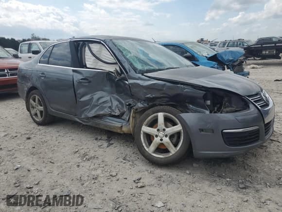 ✅ 2010 Volkswagen Jetta TDI • VIN: 3VWRL7AJ2AM148600 • Lot: 51694565. Listed on Copart with 342,094 mi. Free auction sales archive from the USA and detailed vehicle history report at DreamBid. Image 4.