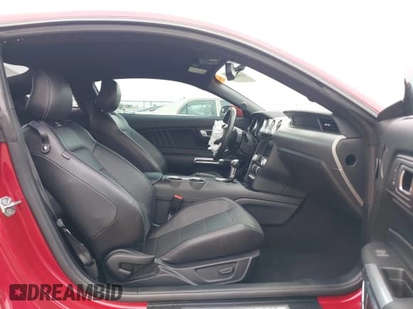 ✅ 2020 Ford Mustang GT • VIN: 1FA6P8CF7L5182295 • Lot: 41006471. Listed on IAAI with 8,583 mi. Free auction sales archive from the USA and detailed vehicle history report at DreamBid. Image 5.