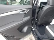 ✅ 2024 Buick Envision Sport Touring • VIN: LRBFZPE44RD052269 • Lot: 41659742. Wystawiony na IAAI z przebiegiem 3 004 mil. Bezpłatny archiwum sprzedaży aukcyjnych z USA i szczegółowy raport historii pojazdu na DreamBid. Zdjęcie 8.