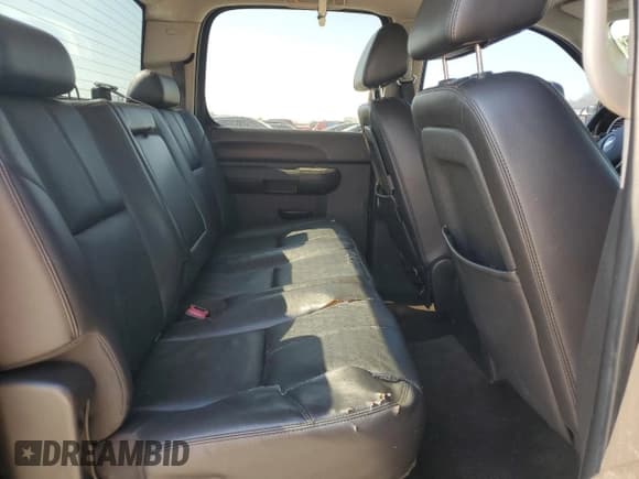 ✅ 2009 Chevrolet Silverado 2500HD LT • VIN: 1GCHK53689F149633 • Лот: 47038735. Опубликован ранее на Copart с пробегом 209 092 миль. Бесплатный доступ к архиву аукционных продаж из США и подробный отчёт об истории автомобиля на DreamBid. Изображение 11.