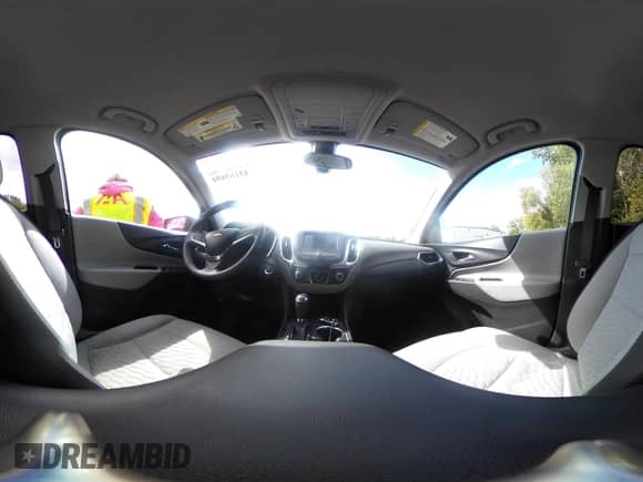 2019 Chevrolet Equinox LS с VIN 2GNAXSEV3K6165820, выставлен на аукционе IAAI как лот 43165694 с пробегом 104 445 миль миль и . История ставок и продаж доступна на DreamBid. Изображение 18.