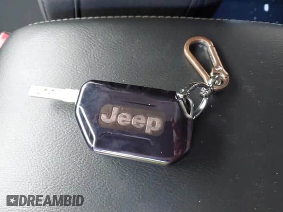 ✅ 2021 Jeep Wrangler Unlimited Sahara • VIN: 1C4HJXEN9MW506930 • Lot: 42571985. Listed on IAAI with 39,031 mi. Free auction sales archive from the USA and detailed vehicle history report at DreamBid. Image 11.